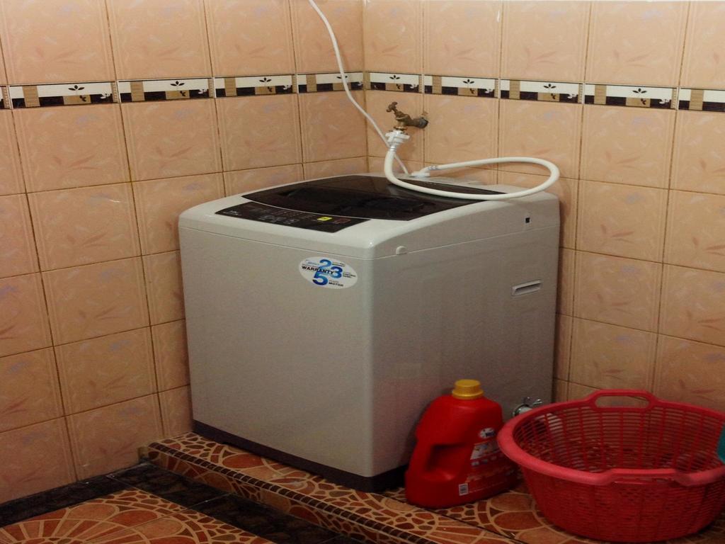 Nur Muslim Homestay At Kota Bharu Extérieur photo