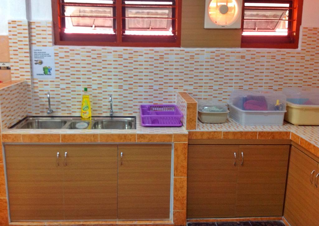 Nur Muslim Homestay At Kota Bharu Extérieur photo